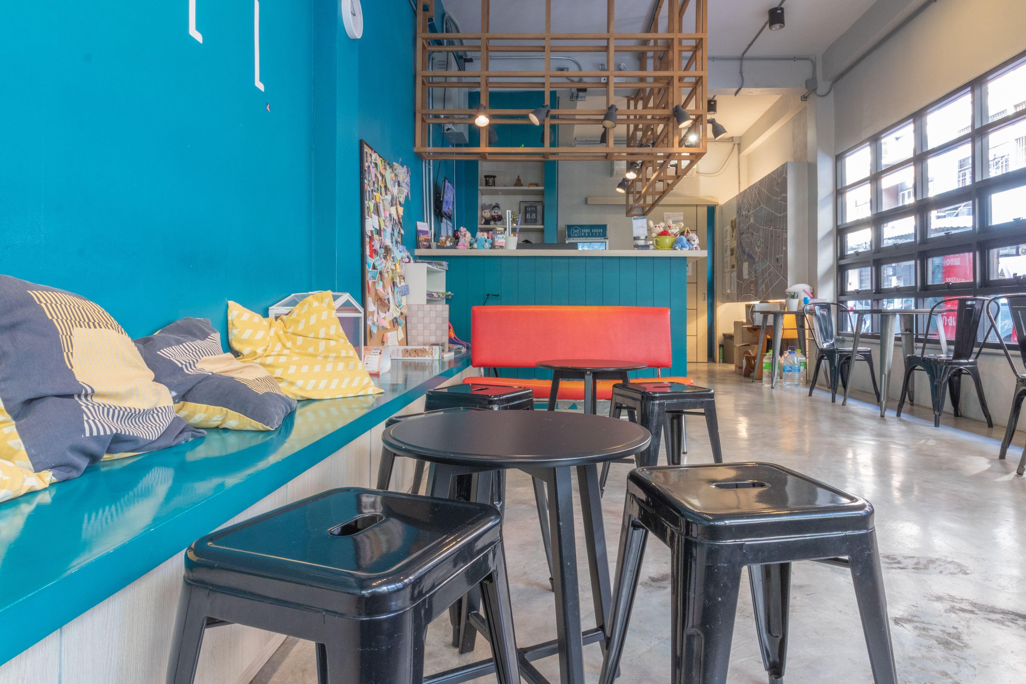 Bunny Burrow Hostel Bangkok Bagian luar foto