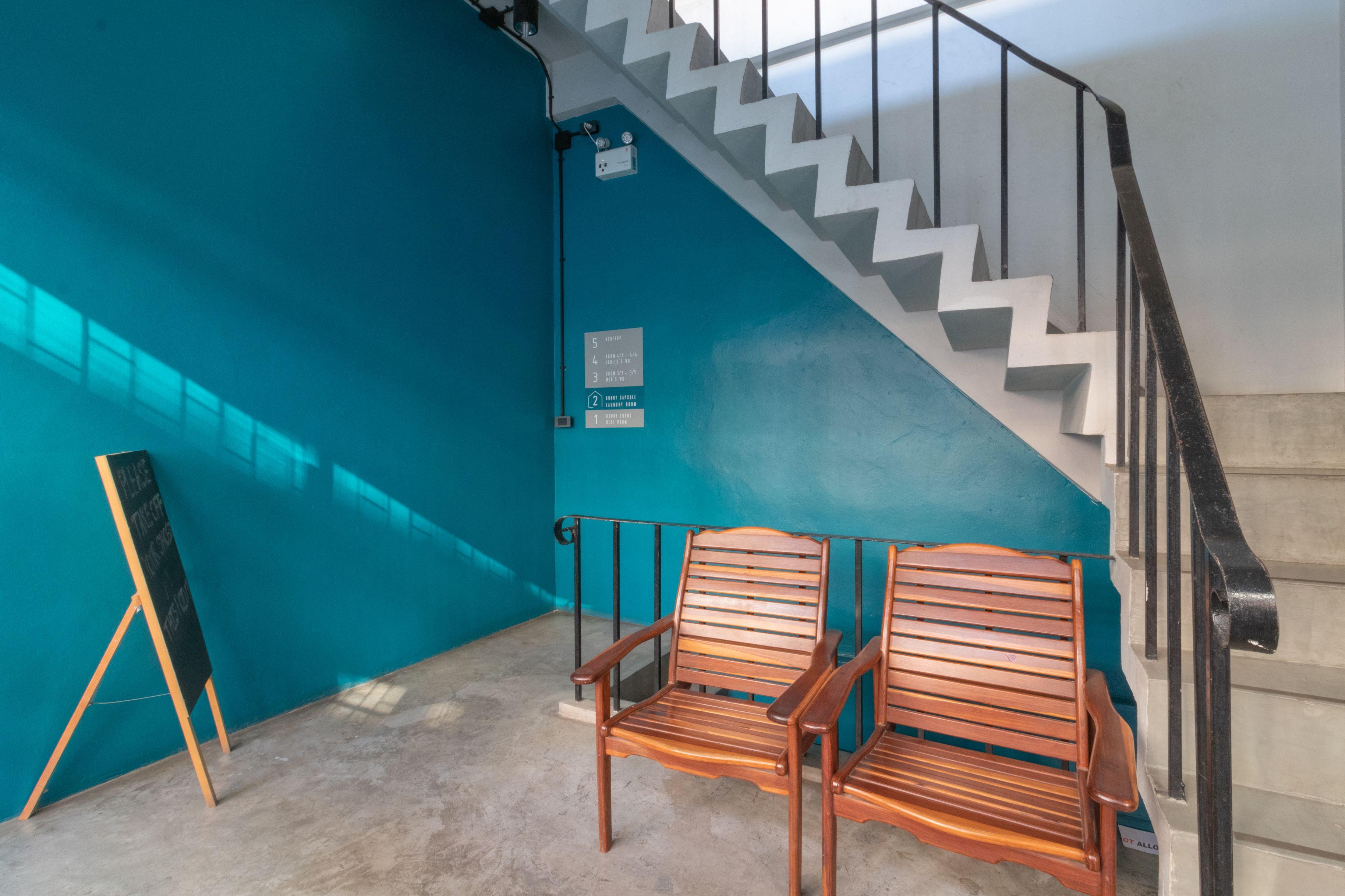 Bunny Burrow Hostel Bangkok Bagian luar foto