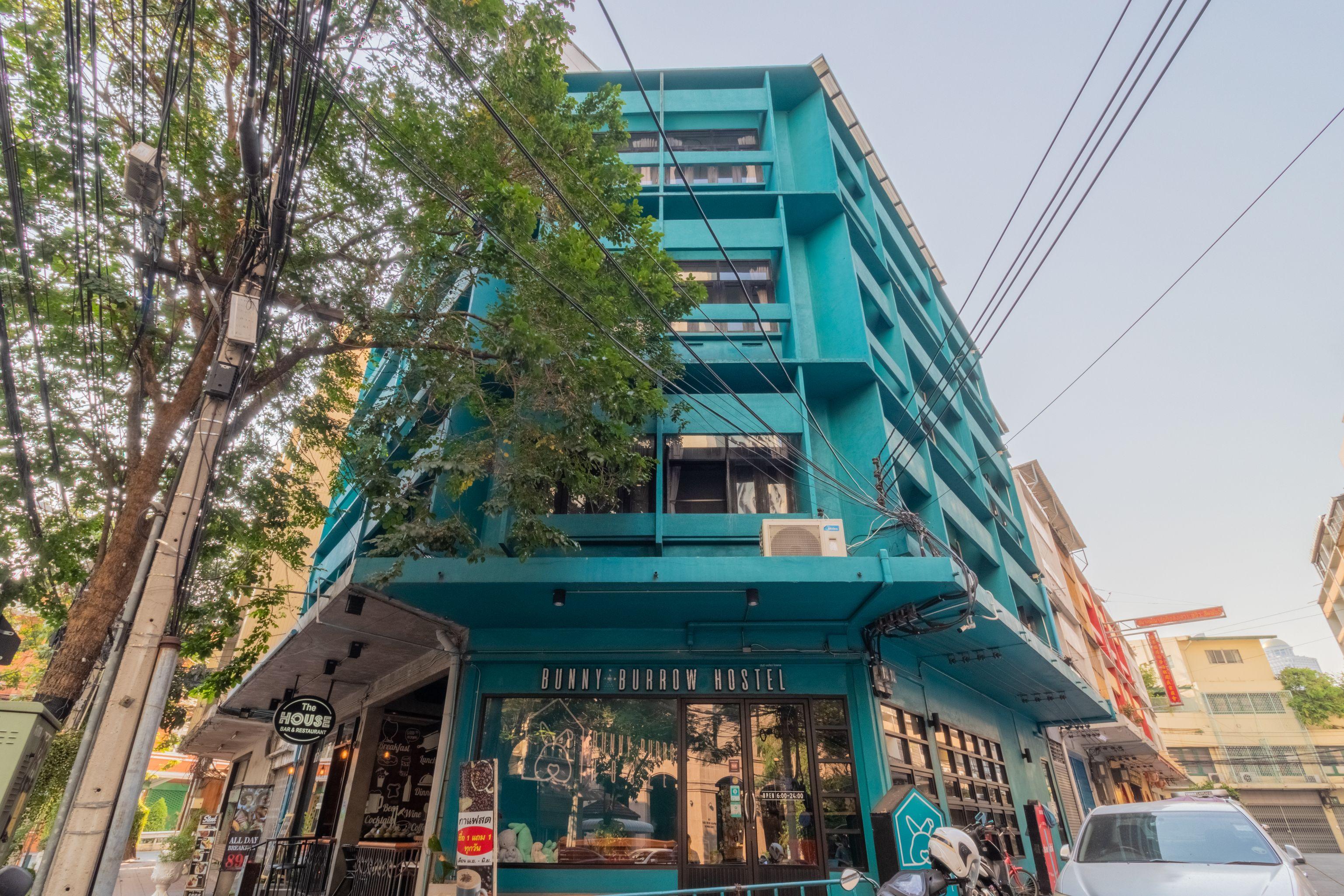 Bunny Burrow Hostel Bangkok Bagian luar foto
