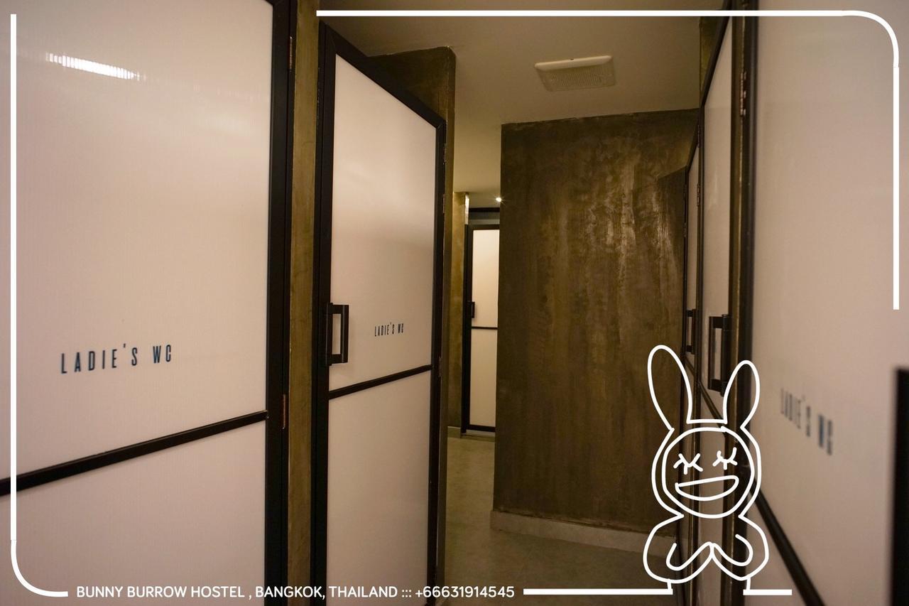 Bunny Burrow Hostel Bangkok Bagian luar foto